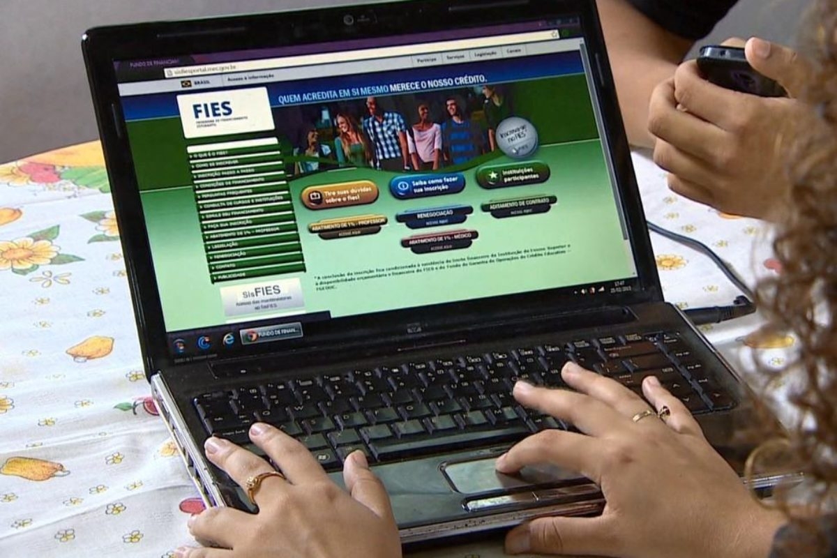 Pré-selecionados do Fies têm até sexta-feira para completar inscrição