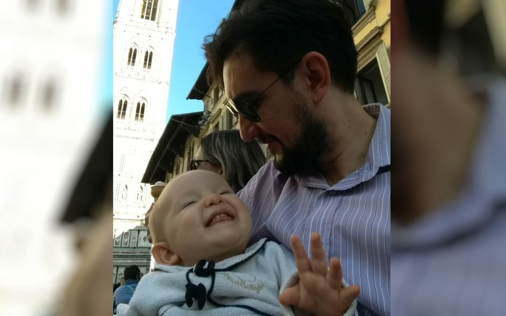 Criança goiana é abençoada por Papa Francisco