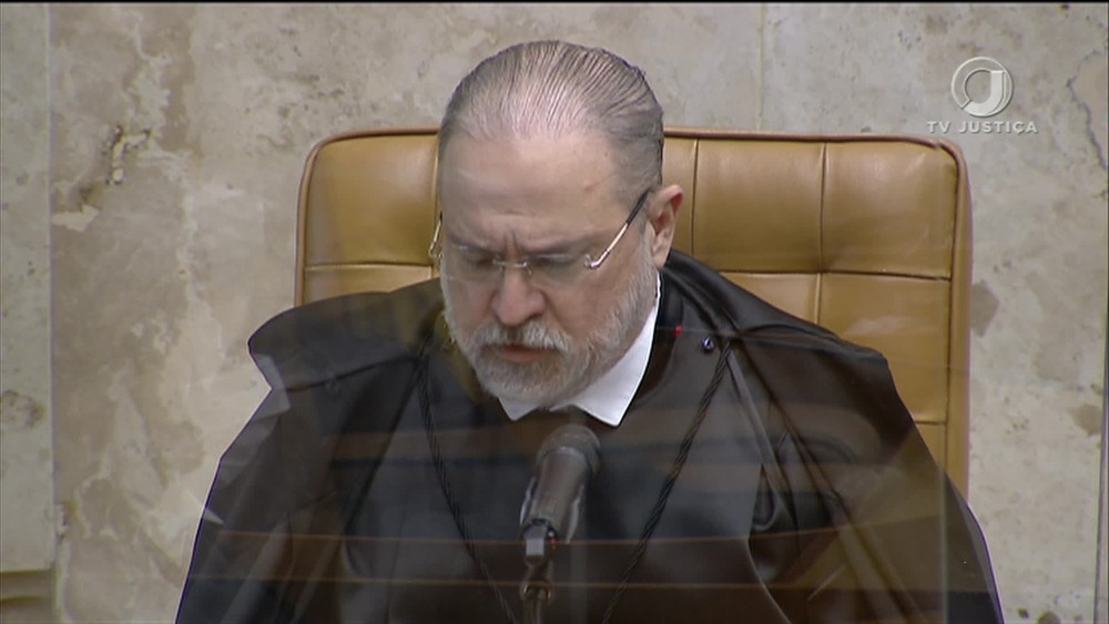 Augusto Aras testa positivo para o novo coronavírus