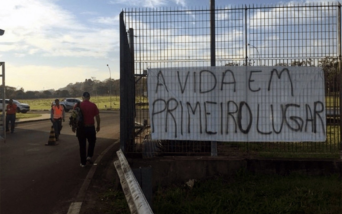 Federações sindicais de petroleiros convocam para 'lockdown' para quarta-feira
