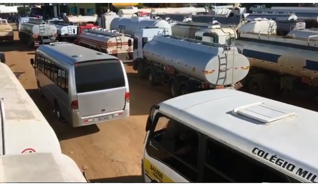 Falta gasolina em Goiânia após protestos
