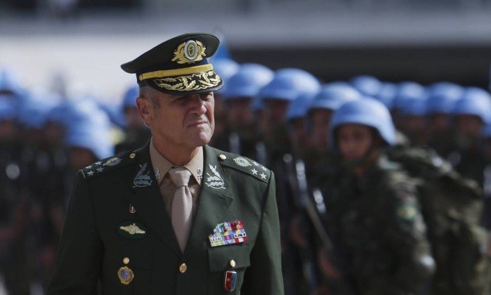 Exército fica entre os assuntos mais comentados do mundo no Twitter