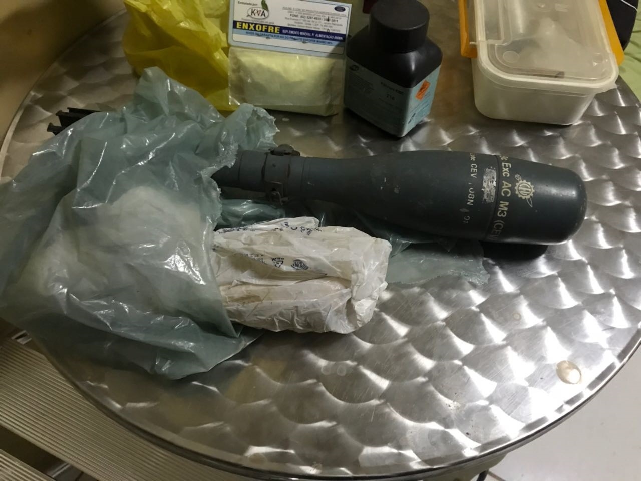 Polícia apreende granada morteiro no Setor Faiçalville