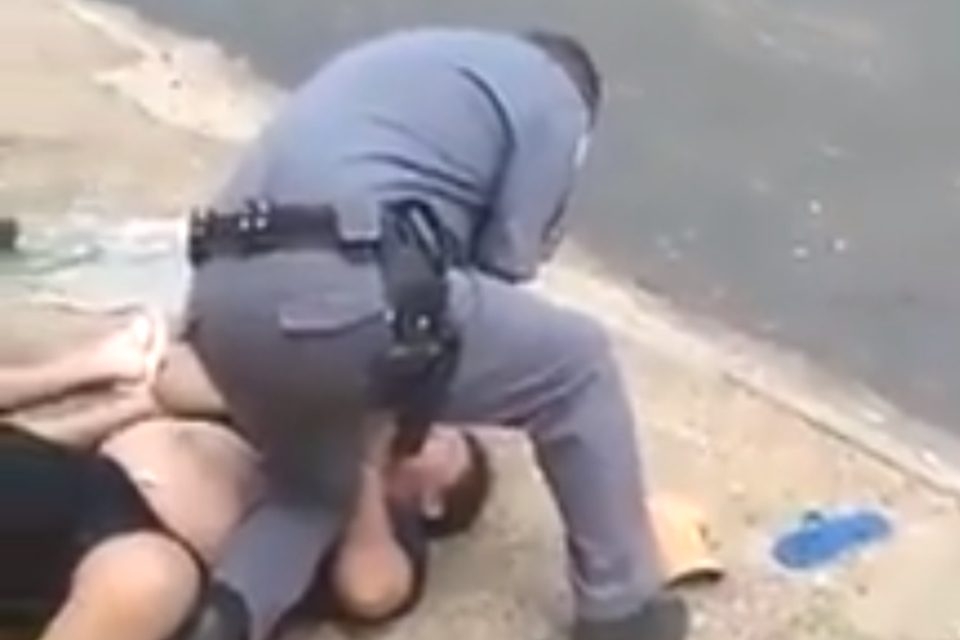Afastado policial que aparece em vídeo agredindo grávida