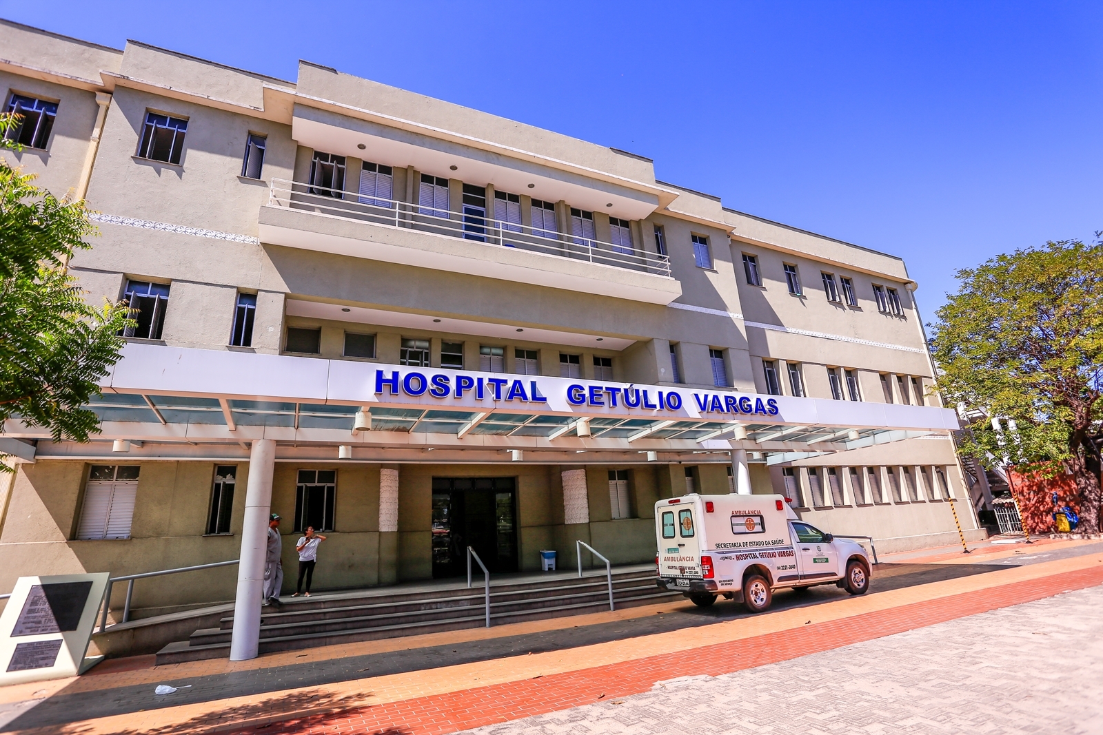 Paciente é morto a tiros enquanto era transferido para outro hospital