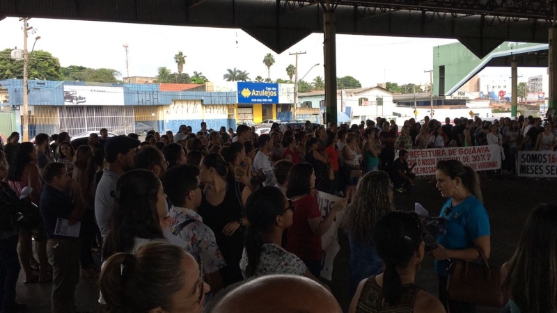 Cepal é palco de manifestação de Servidores da Educação de Goiânia