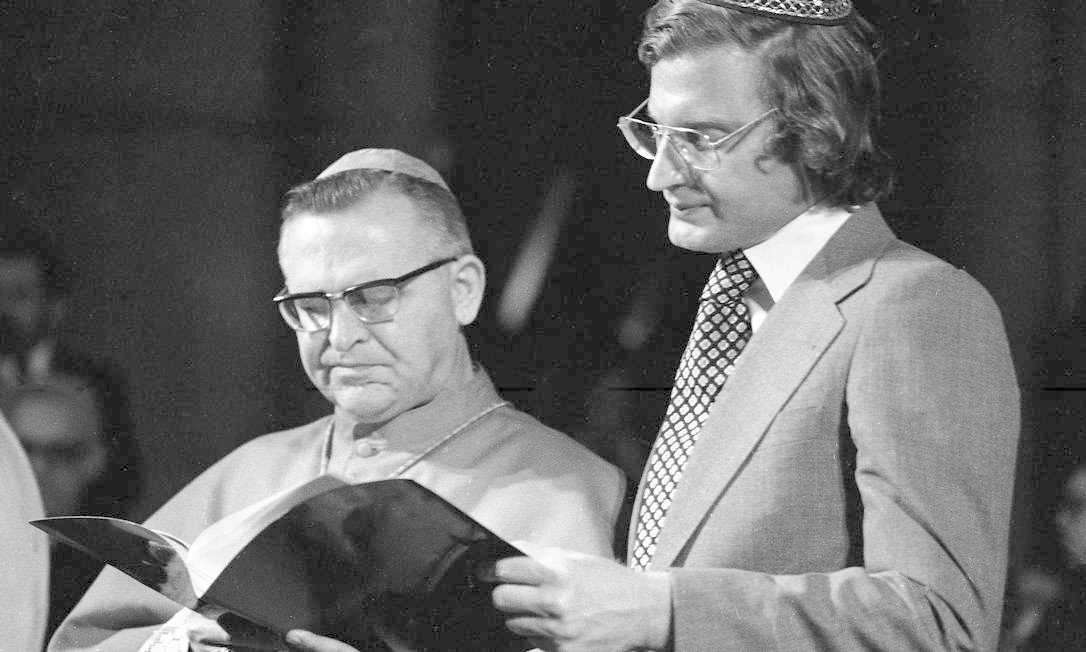 Lágrimas a Henry Sobel