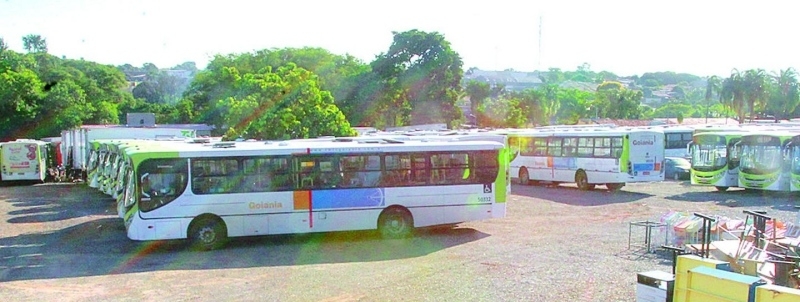 CMTC retira 220 ônibus após redução de passageiros