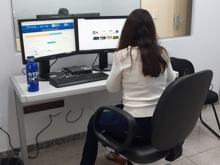 Casos de Covid-19 são monitorados por telemedicina em Goiânia