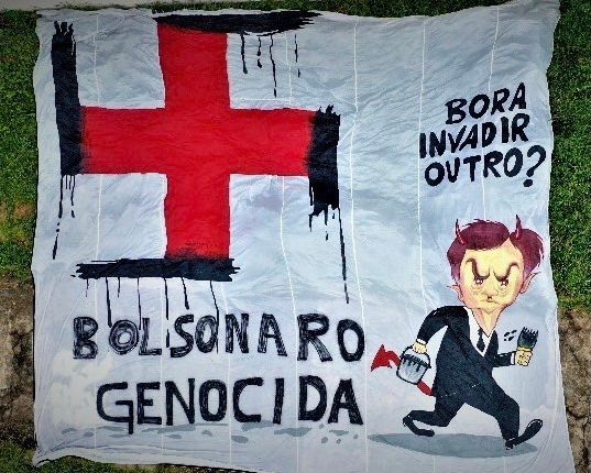 Após estender faixa contra o Bolsonaro grupo é preso em Brasília