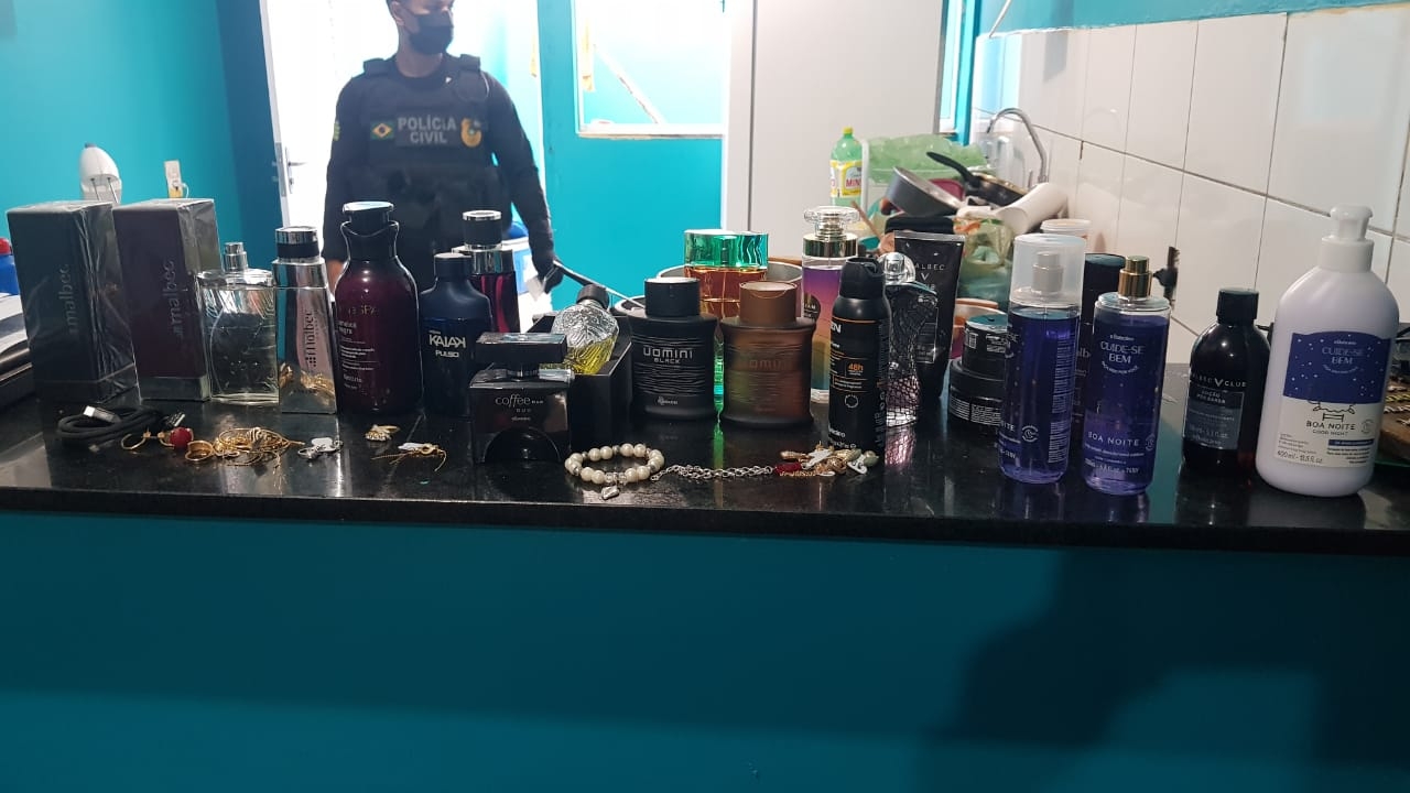 Mulher é presa suspeita de praticar golpe do “falso aluguel”, no DF
