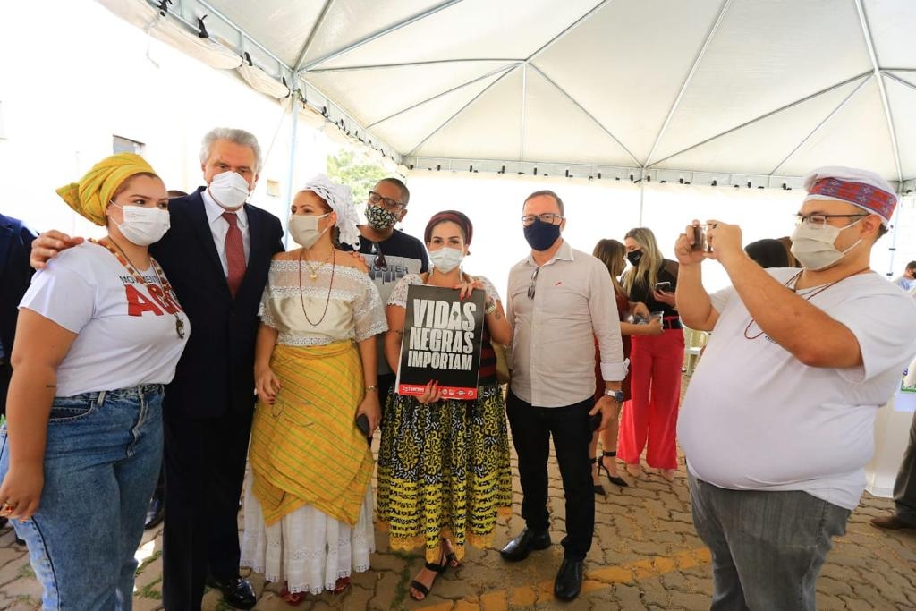 Caiado inaugura Grupo Especializado no Atendimento às Vítimas de Crimes Raciais e Delitos de Intolerância