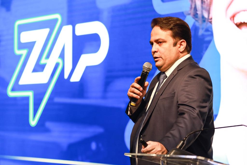 Roberto Naves: Zap da Prefeitura é exemplo de inovação em evento nacional