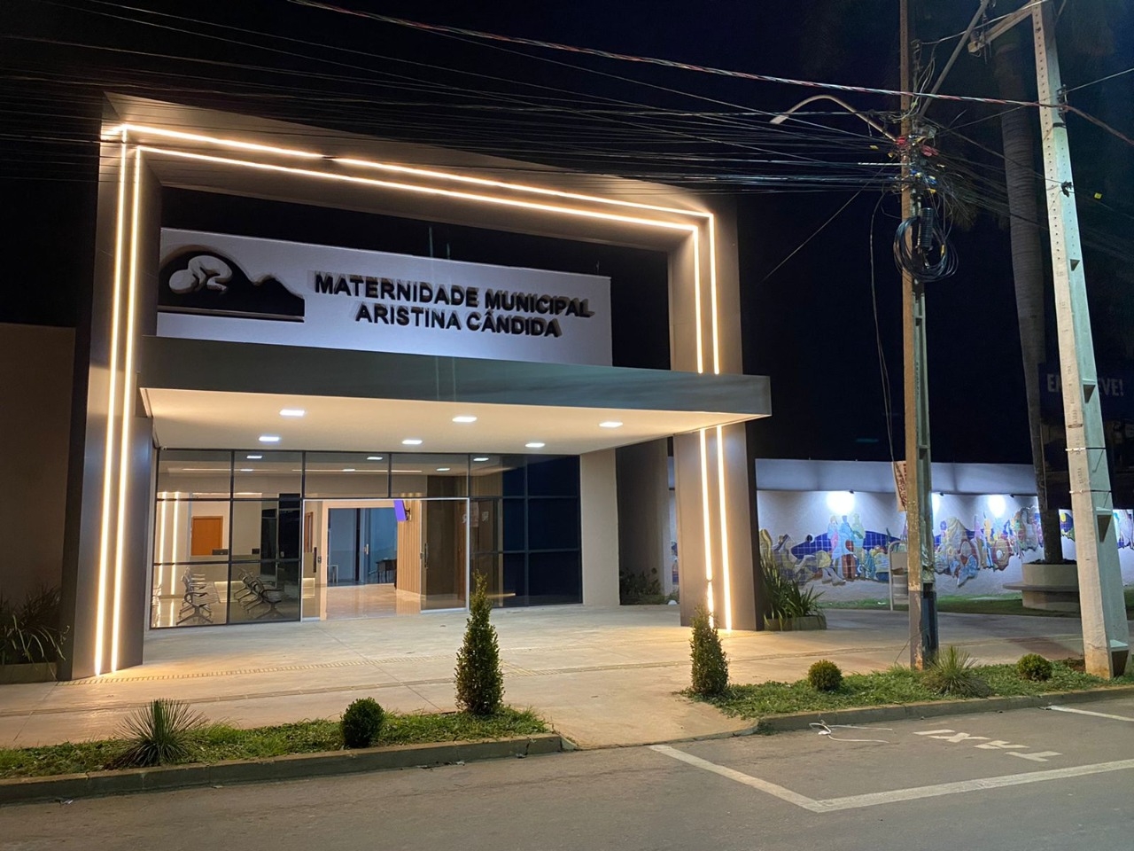 Senador Canedo reabre maternidade municipal com estrutura totalmente reformada