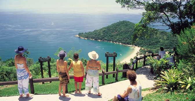 Brasil quer dobrar número de turistas estrangeiros e gerar 2 milhões de empregos