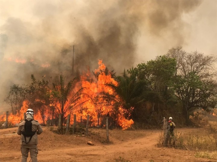 Alerta de queimadas cresce e redobra atenção do Estado