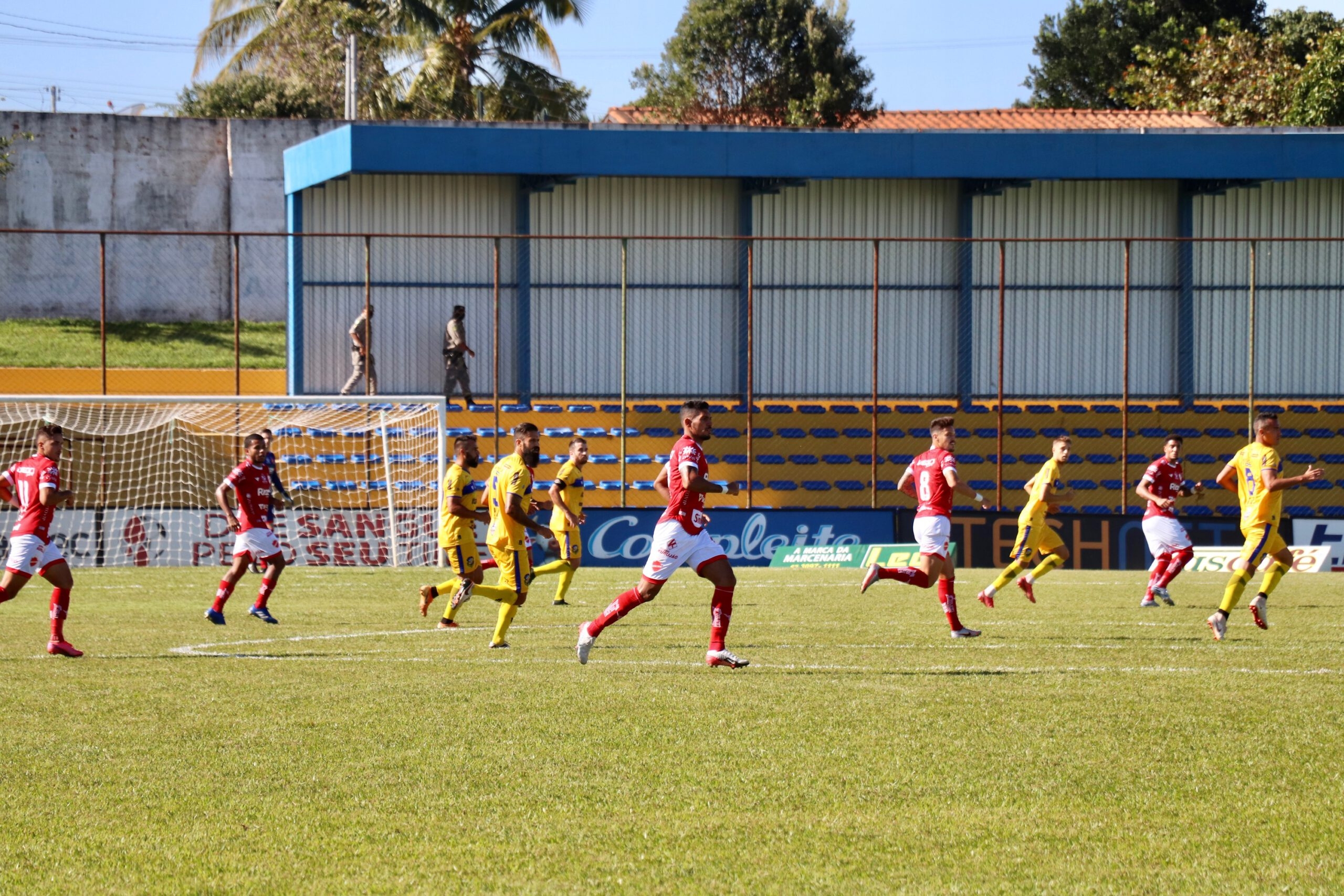 Sem gols, Vila Nova e Iporá empatam pela 7ª rodada do Goianão