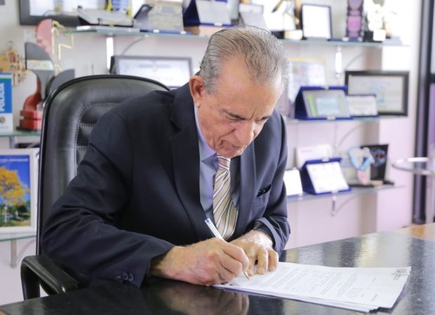 Iris afirma para aliados que não será candidato à reeleição