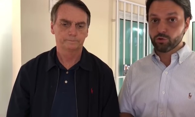 Bolsonaro admite apoiar nome ao Senado fora do PL