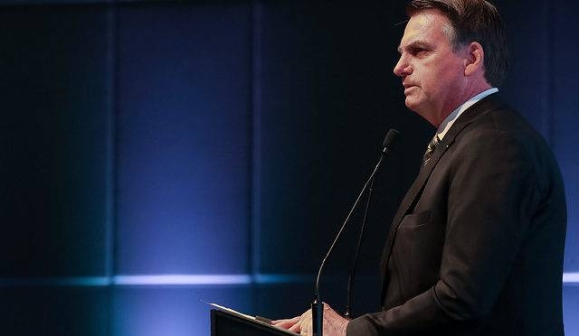“Vamos privatizar os Correios” diz Bolsonaro