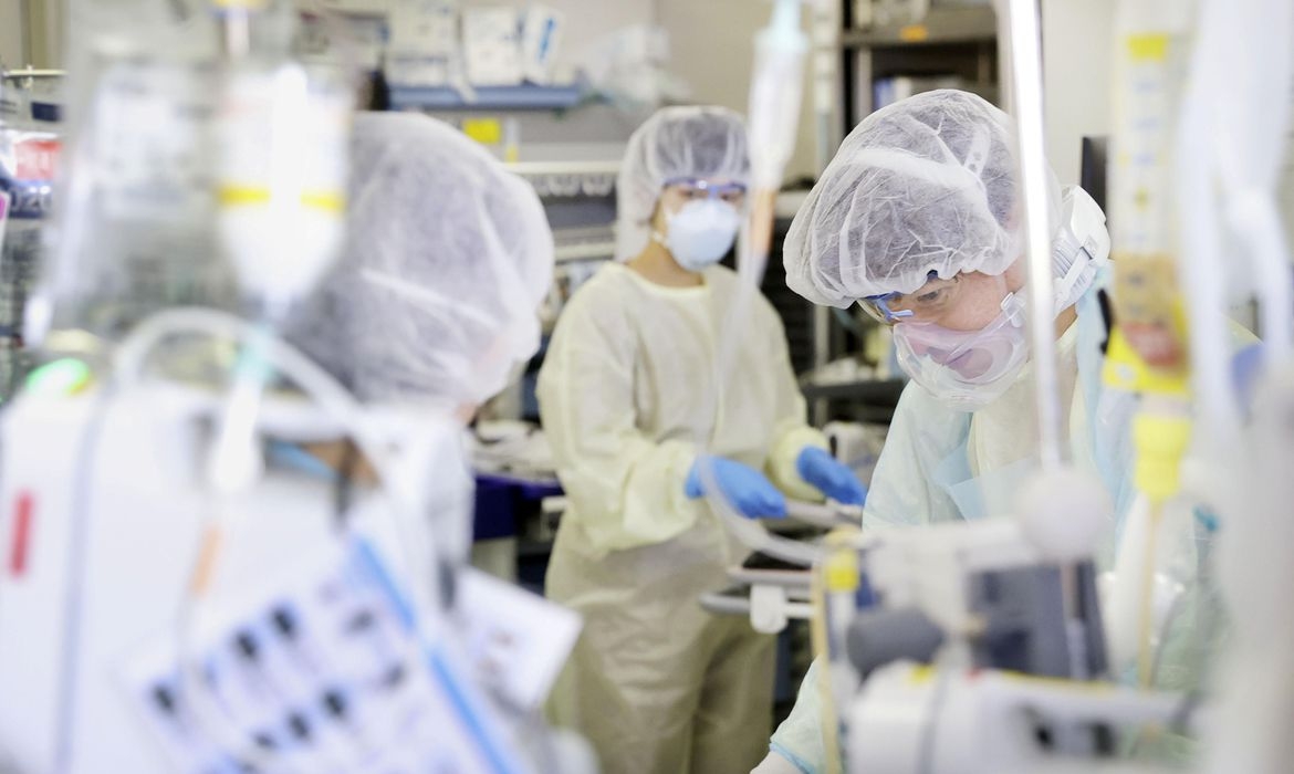 Goiás registra 501 casos de covid-19 em 24h