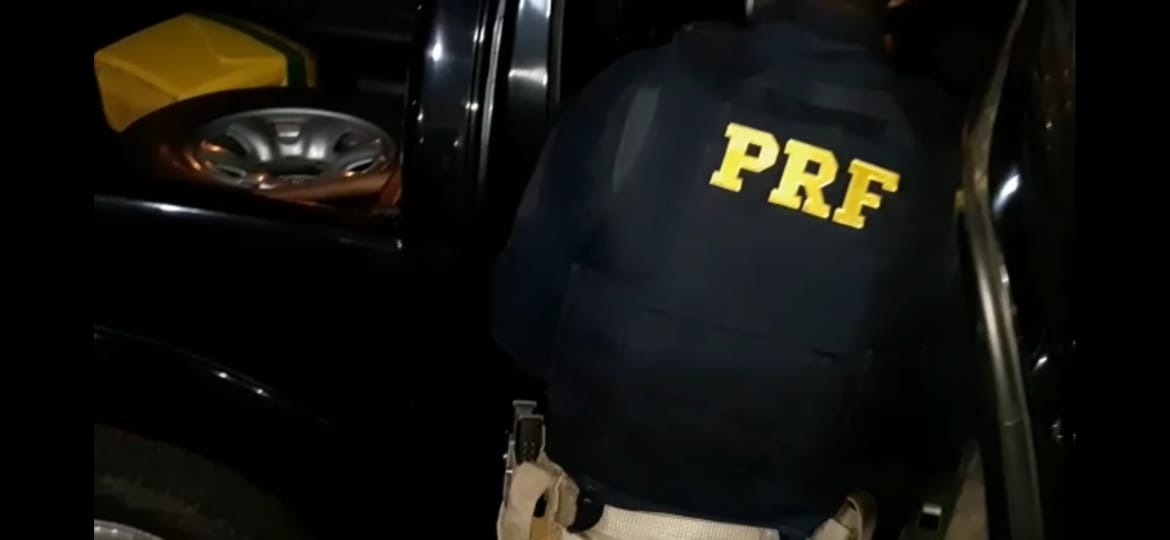 Polícia apreende aproximadamente meia tonelada de maconha, em Jataí