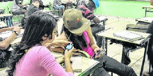 Celular  na sala de aula?