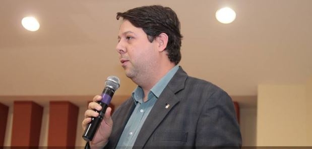 Karlos Cabral: discussão   da aquicultura em Goiás