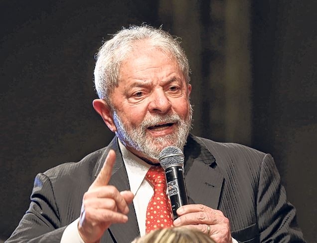 Lula,  a bola da vez