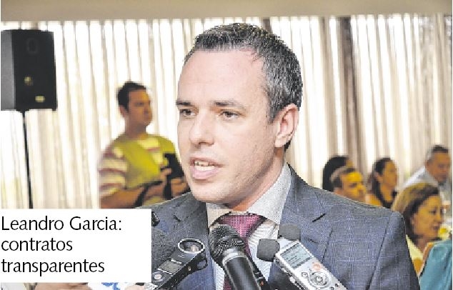 Cantor Lenine está internado devido à arritmia cardíaca