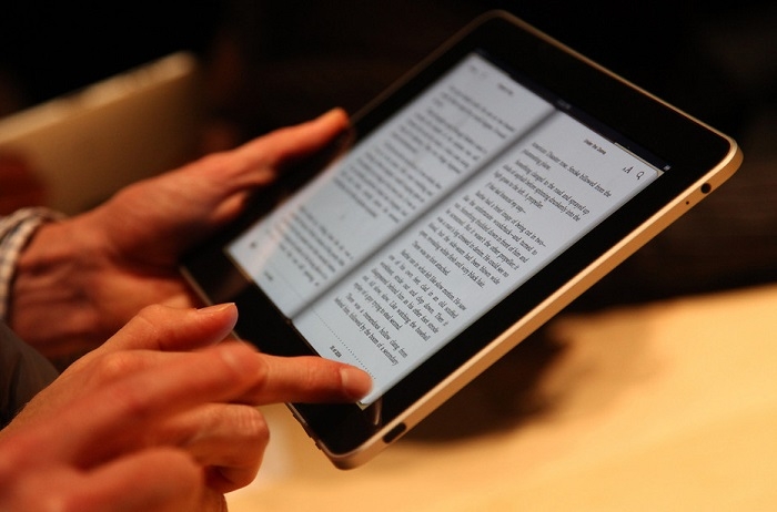 Universidade lança biblioteca virtual de livros audiovisuais para surdos