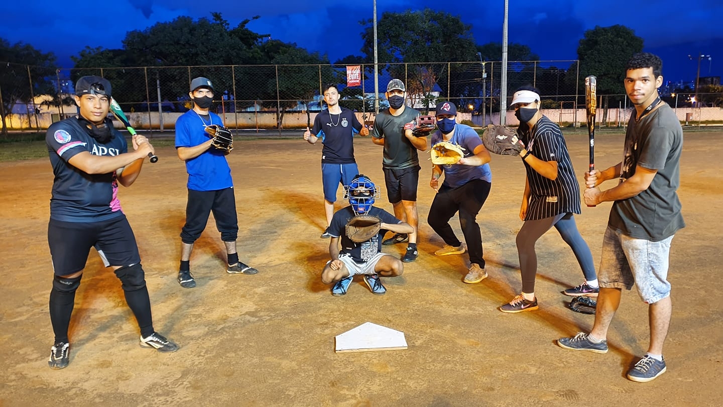 Mad Dogs: Potencialidades do basebol em Goiânia