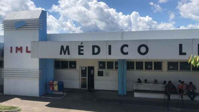 Auxiliar de necropsia do IML é demitido após fazer sexo com cadáver
