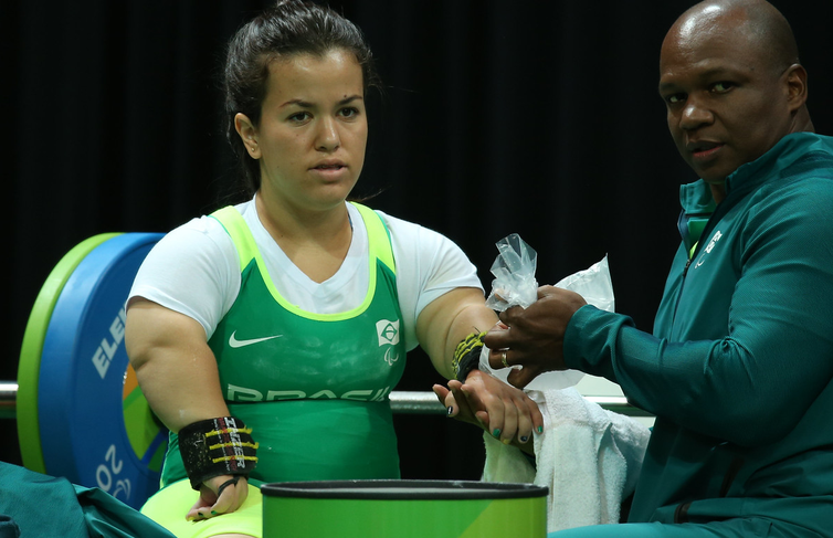 Brasileira luta por medalha no Mundial Paralímpico de Halterofilismo