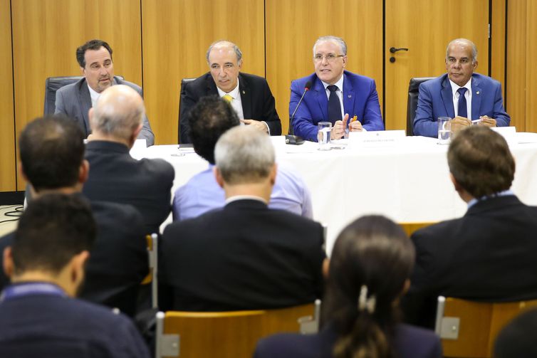 Governo anuncia edital para 7 mil leitos em comunidades terapêuticas