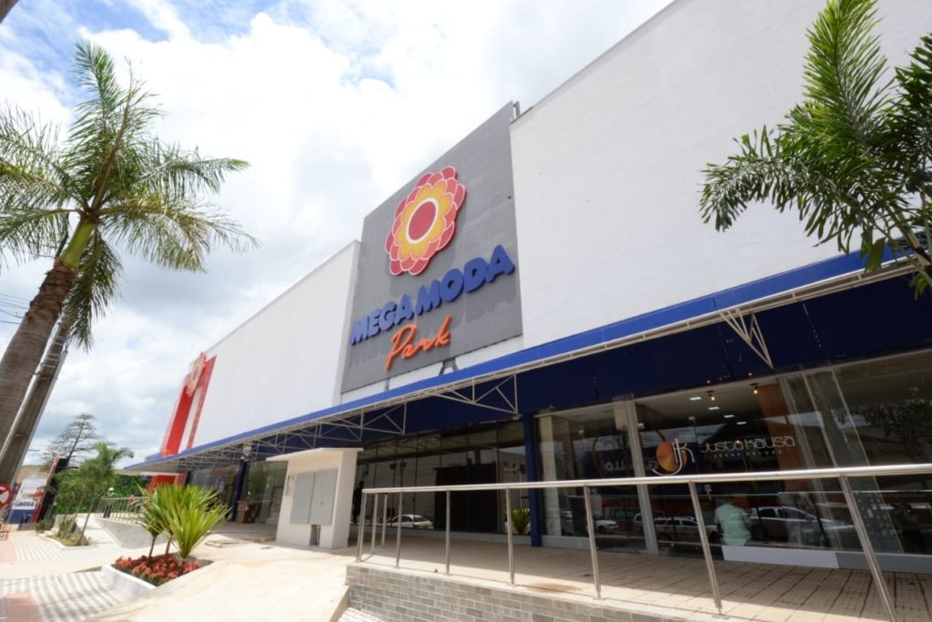 Lojas do Mega Moda aderem à “Semana do Brasil” e oferecem descontos aos compradores atacadistas