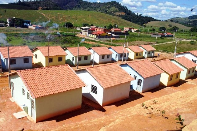 Justiça social começa com moradia digna