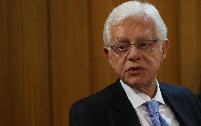 Moreira Franco sugere que contrários à reforma da Previdência deixem o PSDB
