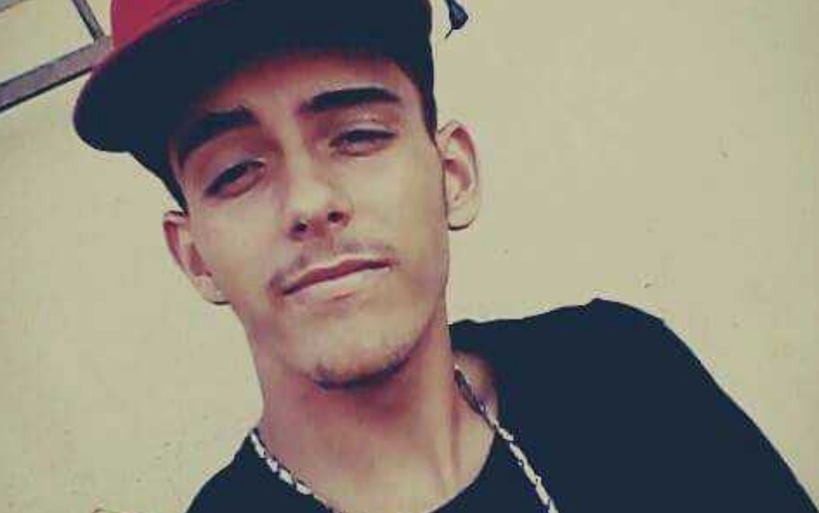 Jovem morre por disputa de raia