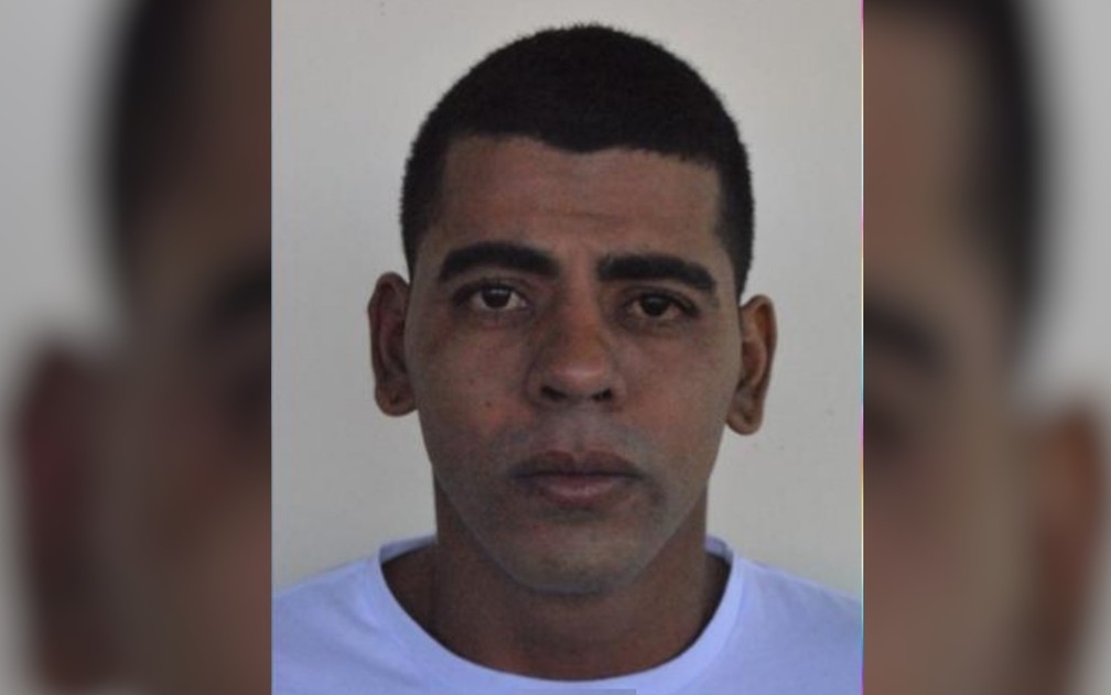 Homem é assassinato após urinar em muro da casa de suspeitos, diz delegado.
