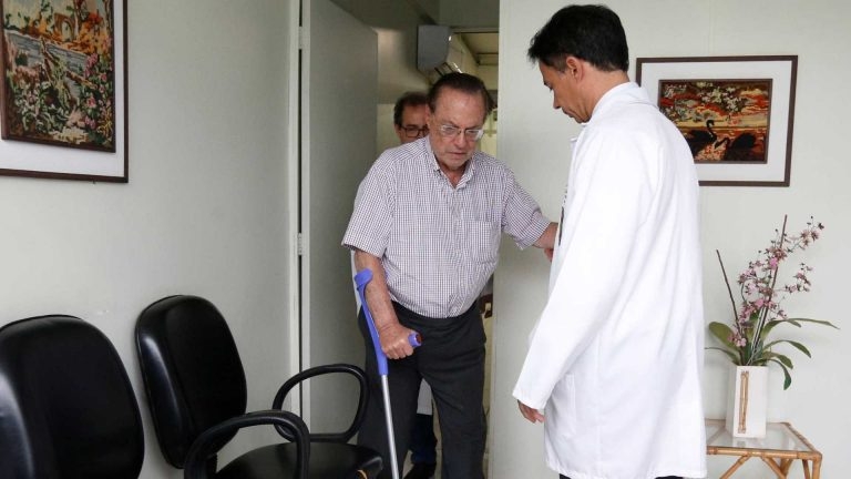 Paulo Maluf é internado em hospital particular de Brasília
