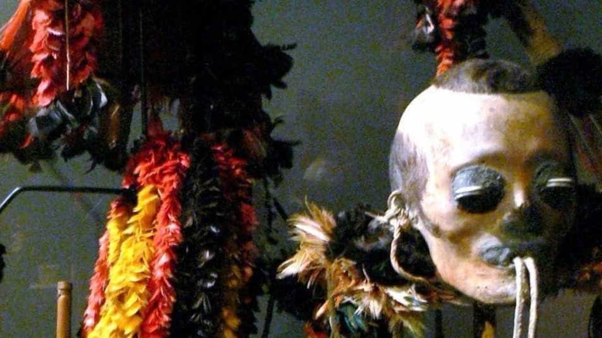 Museu é alvo de críticas ao expor cabeça de índio brasileiro