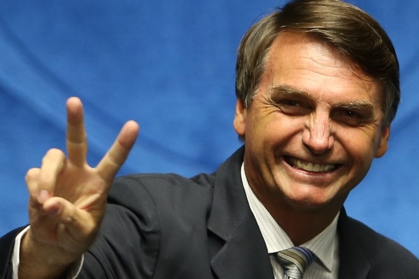 Laudo psiquiátrico aponta insanidade mental de agressor de Bolsonaro