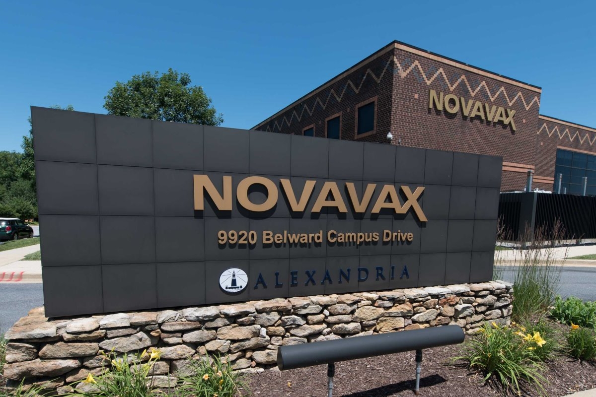 Novavax está pronta para dar início à fase três de testes de vacina contra covid