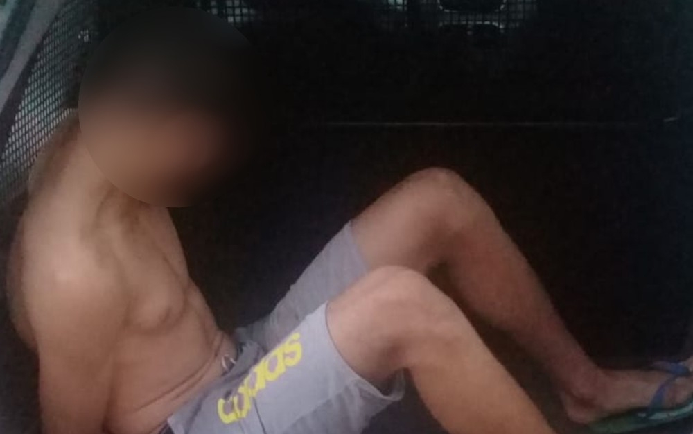 Menina de 2 anos morre após ser baleada no colo do padrasto em terminal de ônibus no Recife