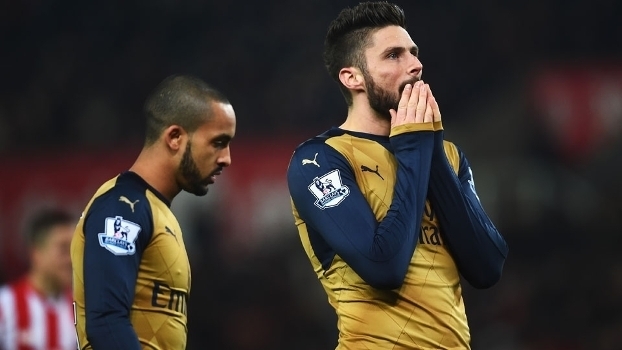 Arsenal goleia fora de casa e se classifica