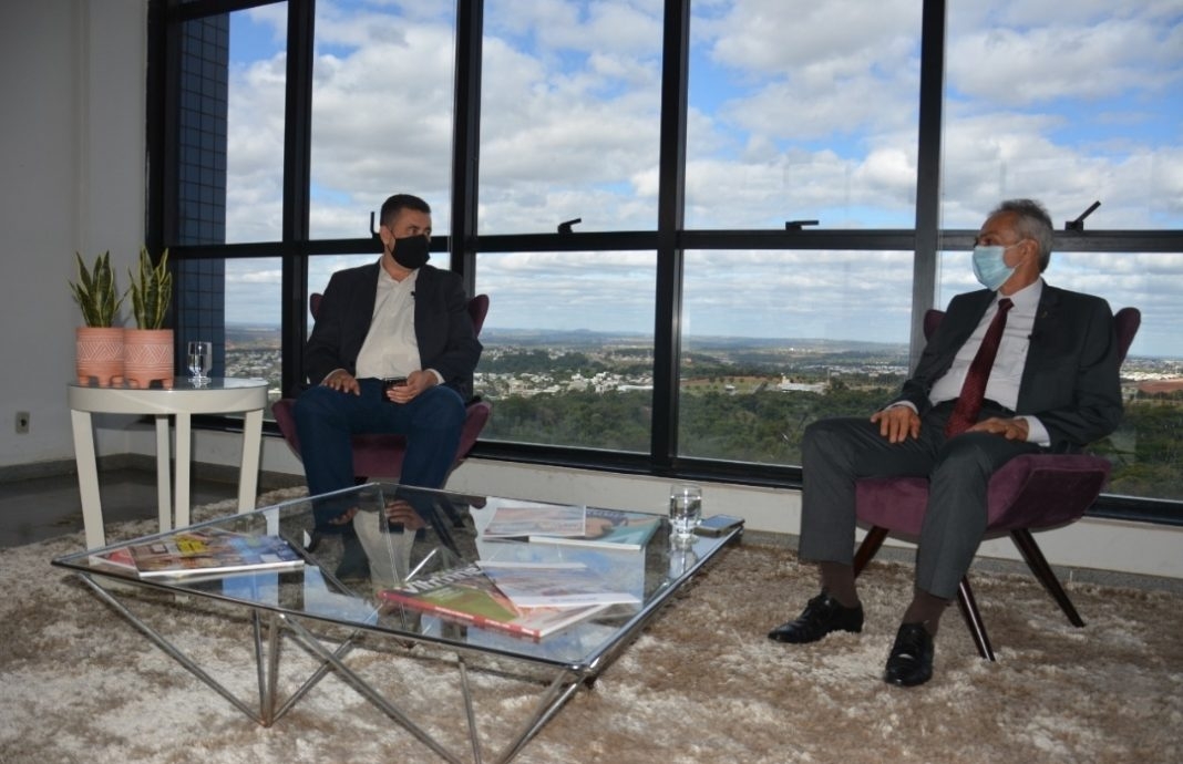 Iris viabiliza reabertura de novas categorias do comércio em Goiânia