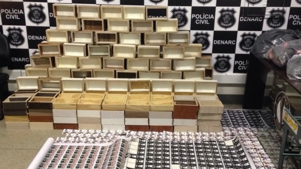 Polícia fecha laboratório de refino de drogas vendidas com selo de qualidade