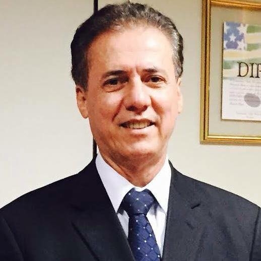 Após briga, PMDB busca regularizar diretórios
