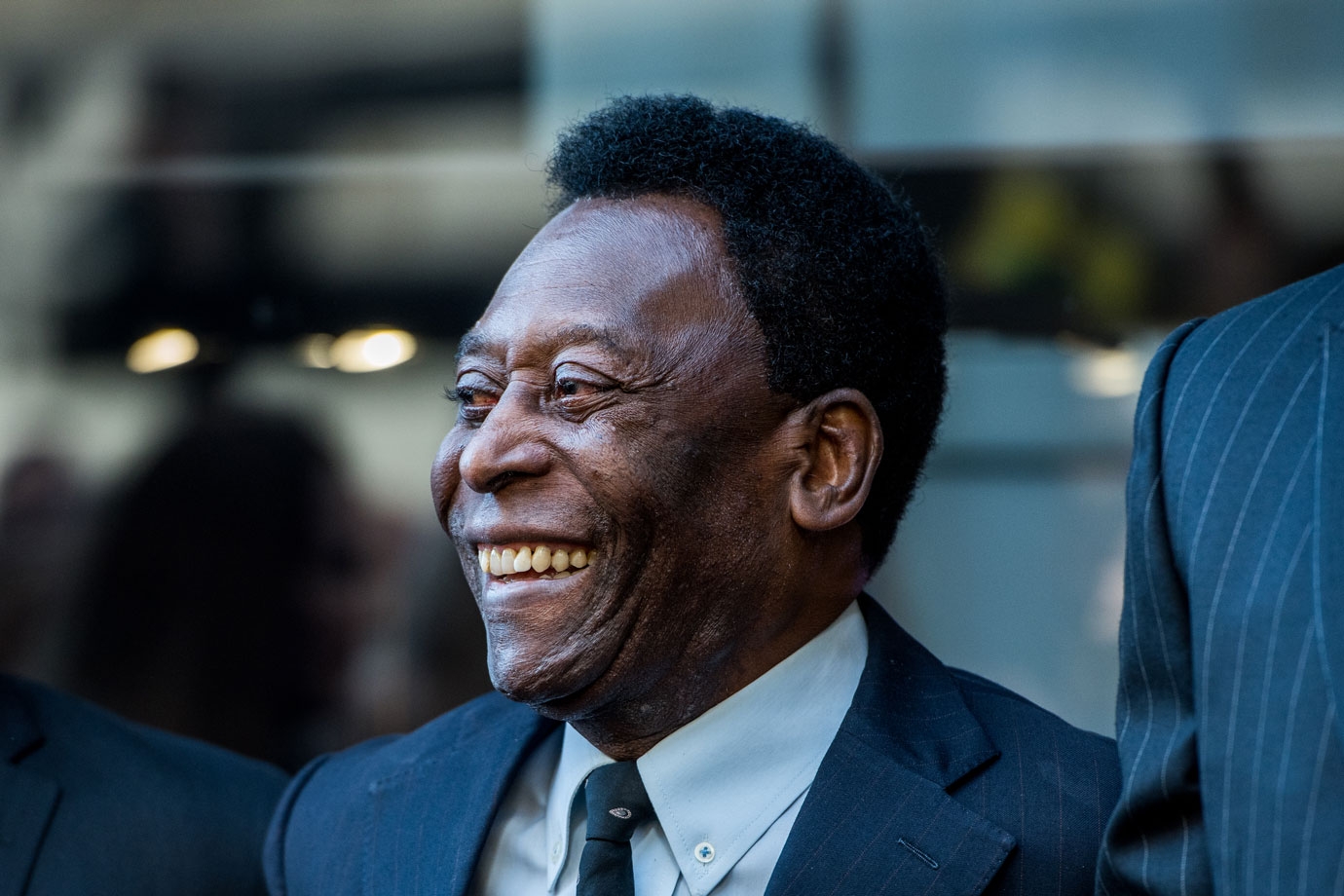 Perto de completar 80 anos, Pelé agradece por estar com saúde e lúcido